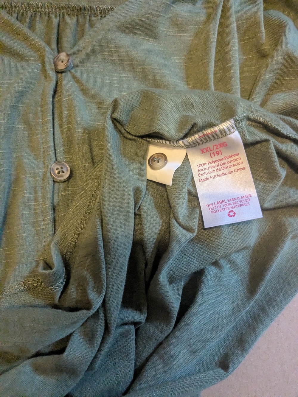 No Boundaries Size XXL Button-Front Ruffle Top in Olive Green - Picture 7 of 8